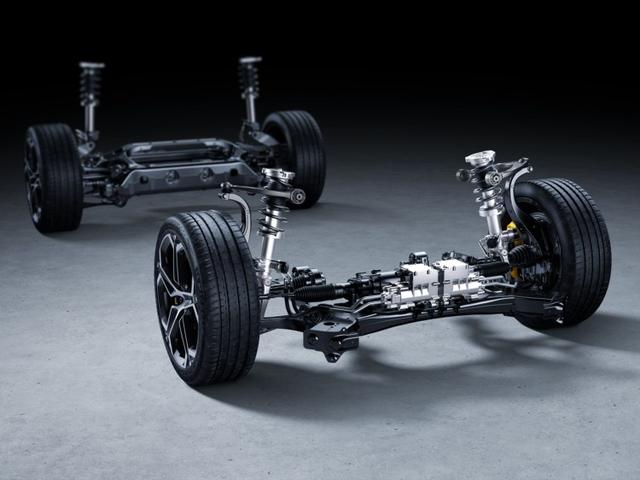 Ultra并非小米SU7最強(qiáng)版！雷軍還憋了個(gè)“四電機(jī)”大招！-有駕