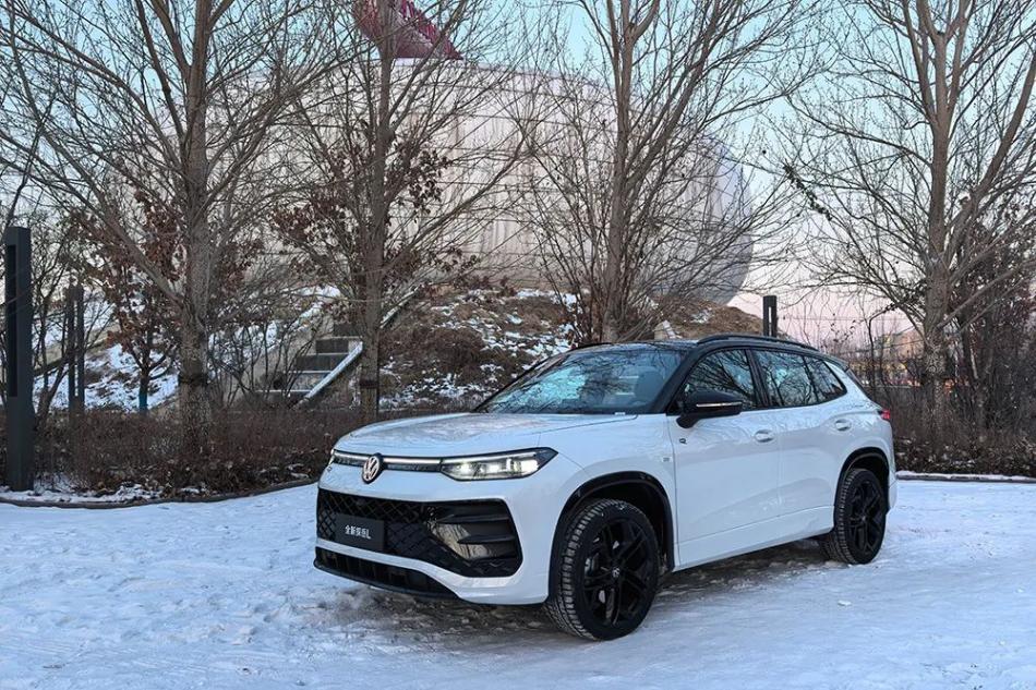 2.0T動力,帶四驅,智能體驗更強,試駕一汽-大眾全新探岳L