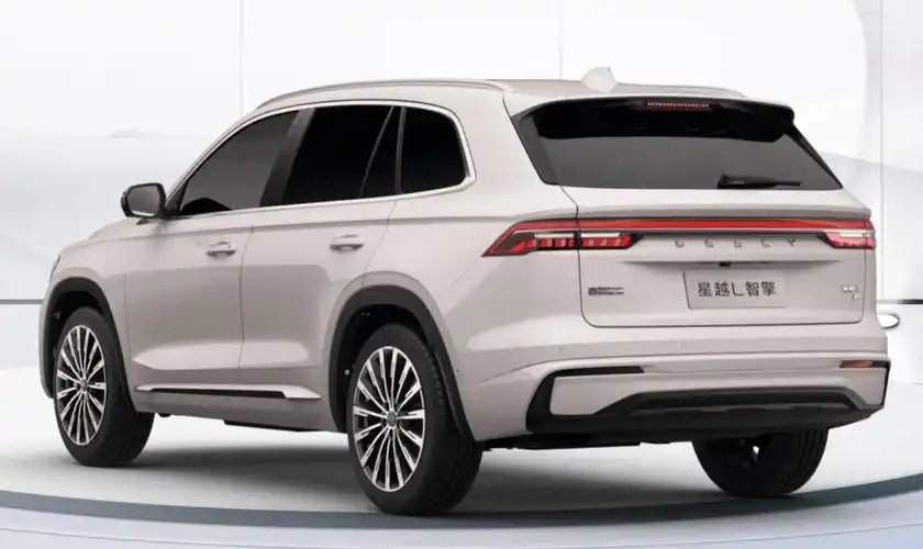 吉利星越L解析:動力強勁智能頂呱呱,車長4770mm,油耗低至4.3L