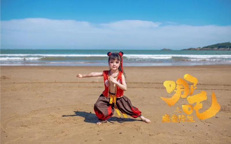 地鐵偶遇真人版哪吒