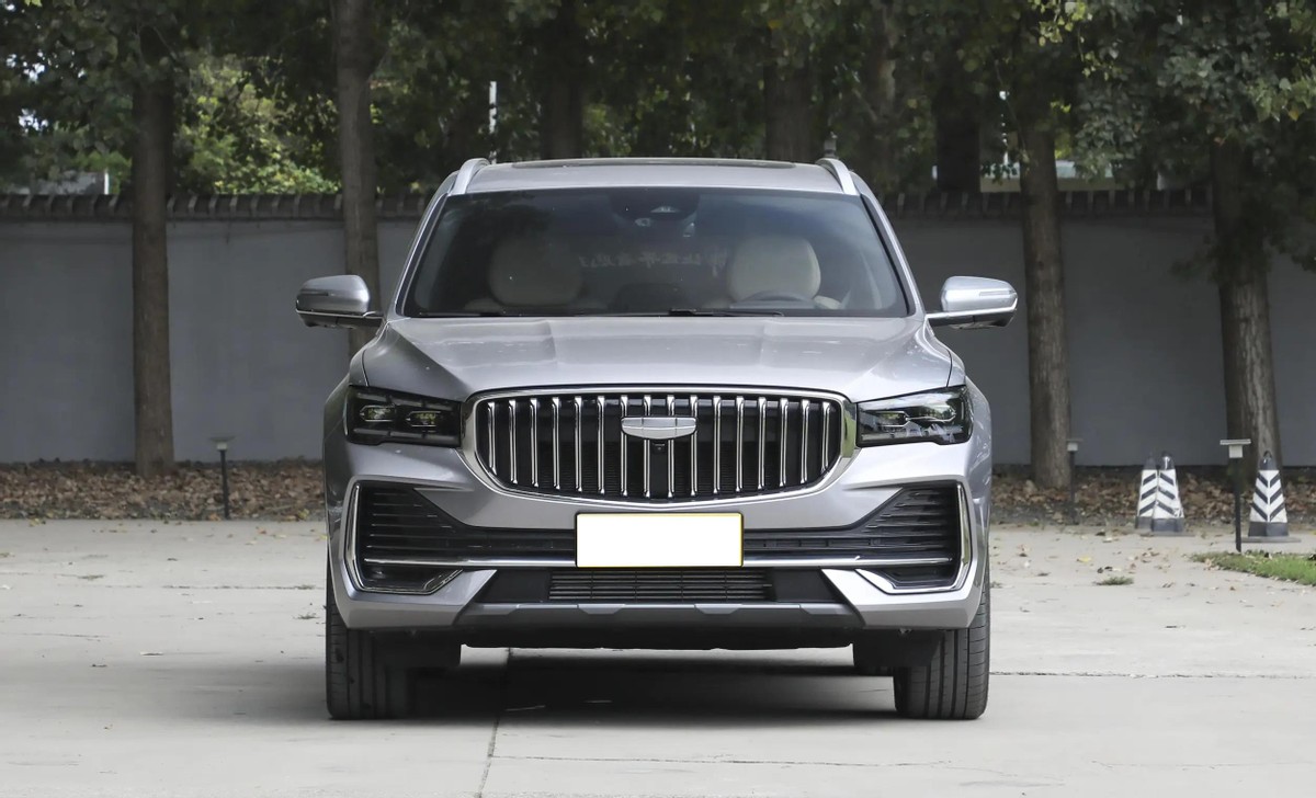 吉利不負眾望!比途觀L漂亮,2.0T爆238馬力+8AT,月銷29434輛