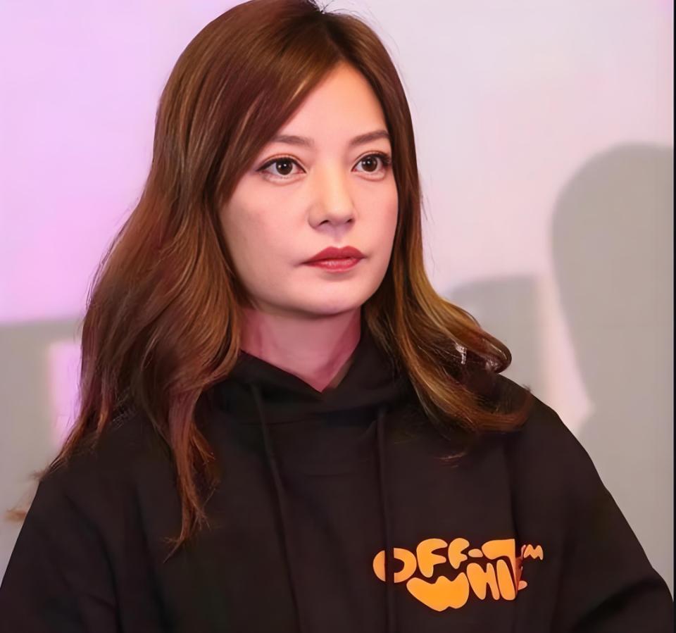 趙薇所持1590萬元的股權再被凍結(jié)