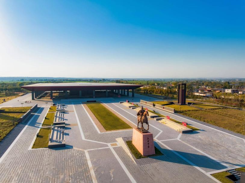 “掃墓潮”突然爆火:給曹操送布洛芬