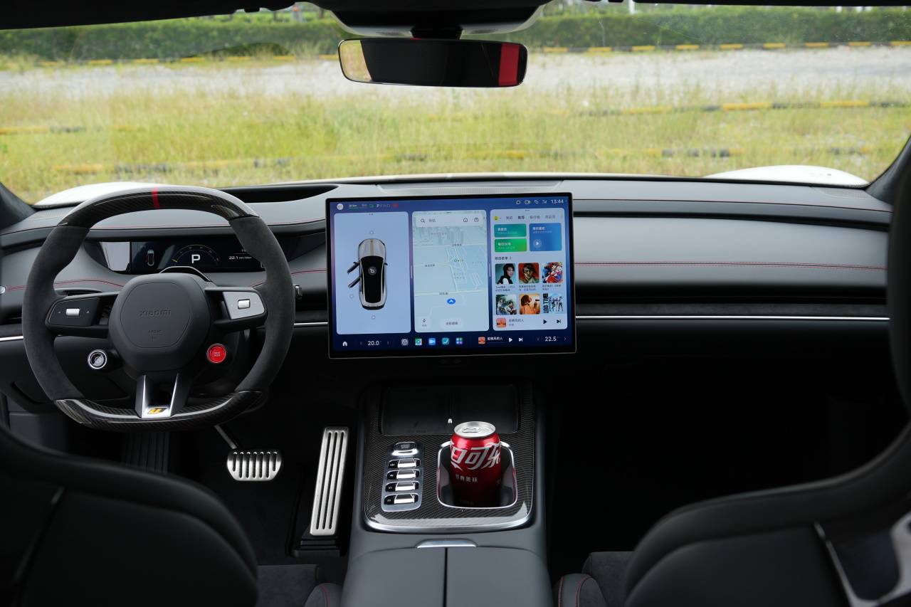 獨立試駕小米SU7 Ultra:你能買到的“最快車”