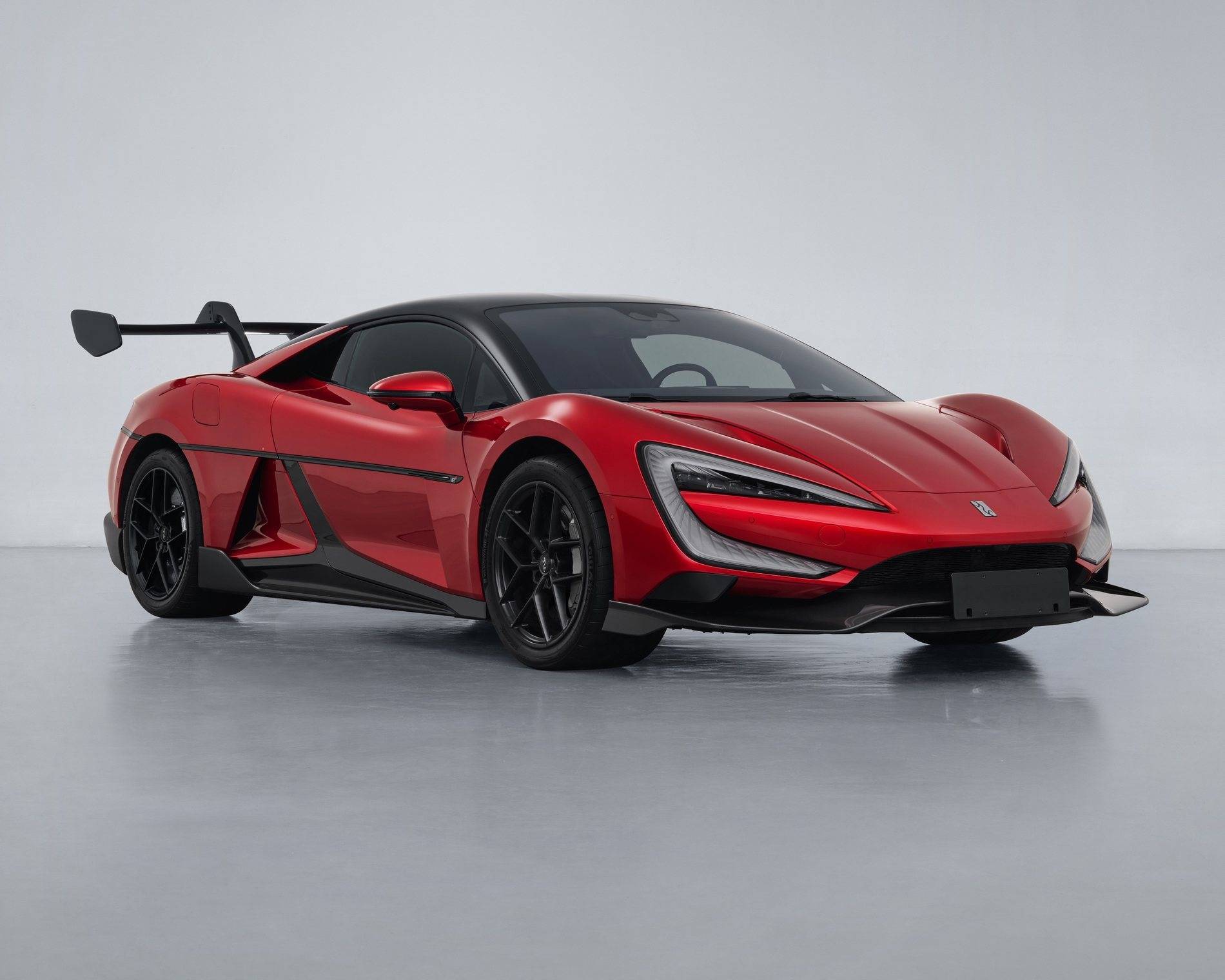 極速496.22km/h紐北7分內! 仰望U9 Xtreme全球首發