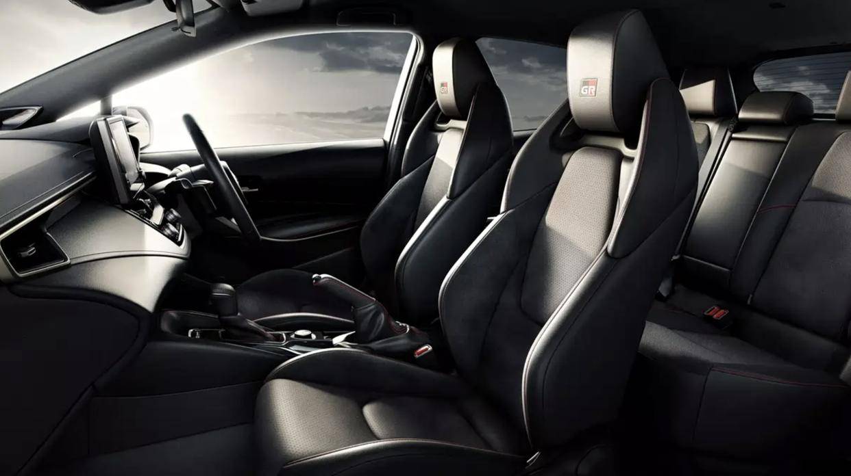 玩性能的卡羅拉,340匹馬力+GR-Four全時四驅,還有6速手動變速箱