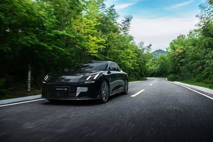 為何能“閉眼入”?領克10 EM-P萬臺下線的成績單說明一切