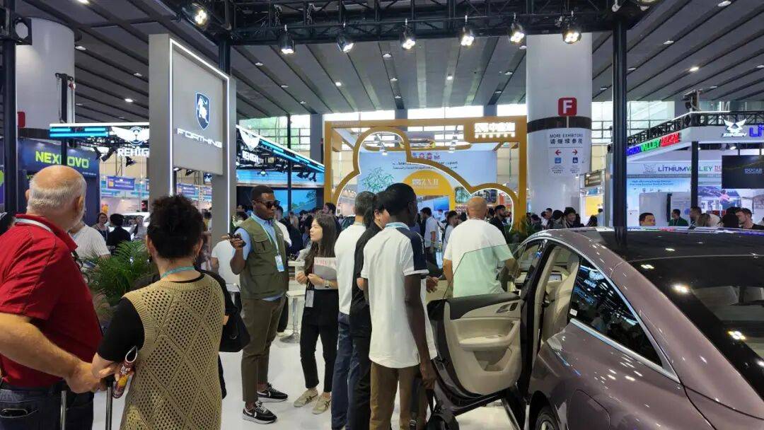 東風風行登陸廣交會舞臺 新能源陣容亮相獲全球矚目