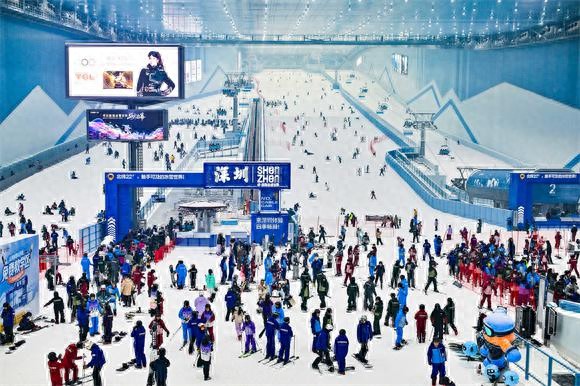 室外30℃,室內-6℃!南方滑雪場10天吸引30萬人次