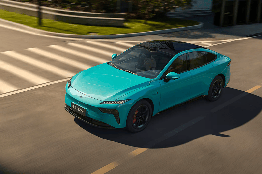 東風奕派eπ007+官宣11月10日上市 零百加速最低3秒級