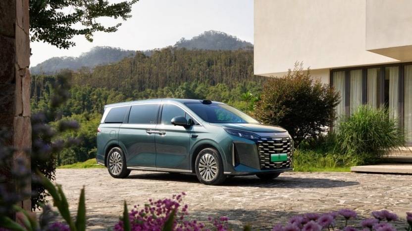 20萬中大插混MPV來了,2026款夏上市