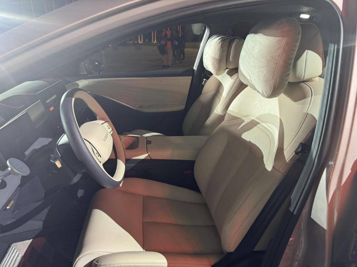 移動零壓大沙發”東風日產N6上市