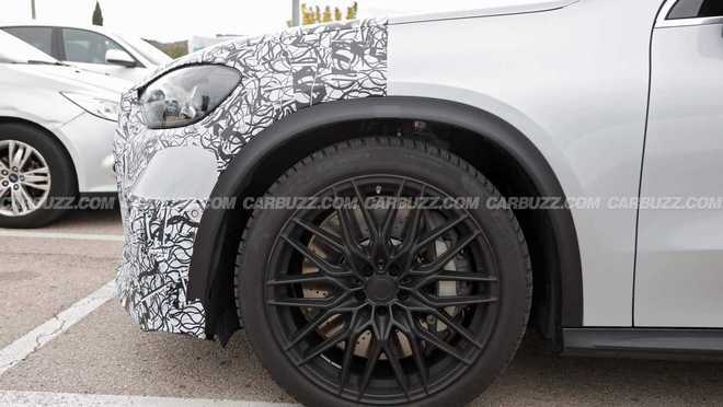 奔馳AMG GLC 53純電SUV紐北測試:劍指寶馬iX3,寬輪拱+大尾翼