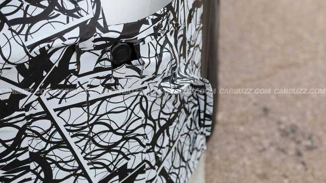 奔馳AMG GLC 53純電SUV紐北測試:劍指寶馬iX3,寬輪拱+大尾翼