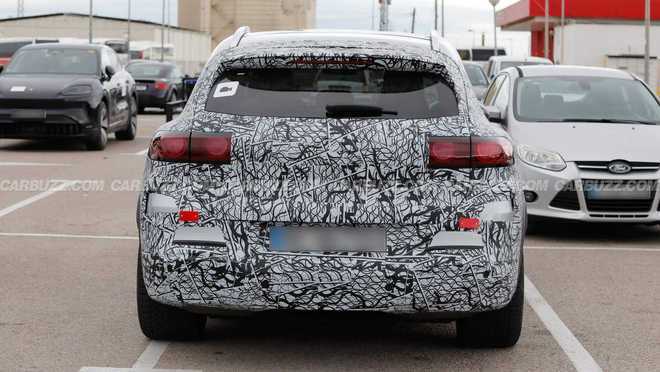 奔馳AMG GLC 53純電SUV紐北測試:劍指寶馬iX3,寬輪拱+大尾翼